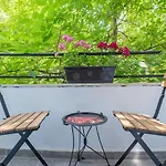 Your Perfect Place To Stay On Vitosha Str Apt