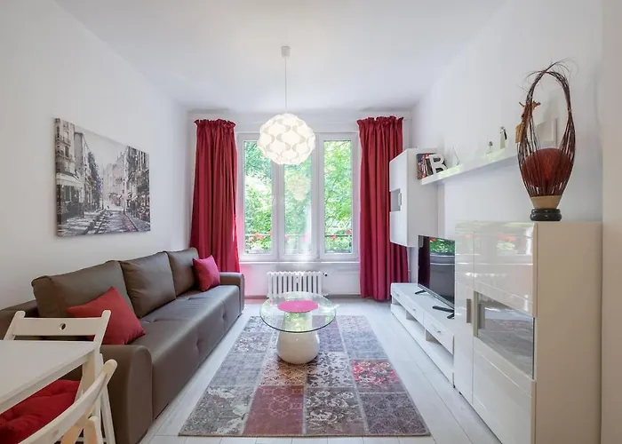 Your Perfect Place To Stay On Vitosha Str Apt